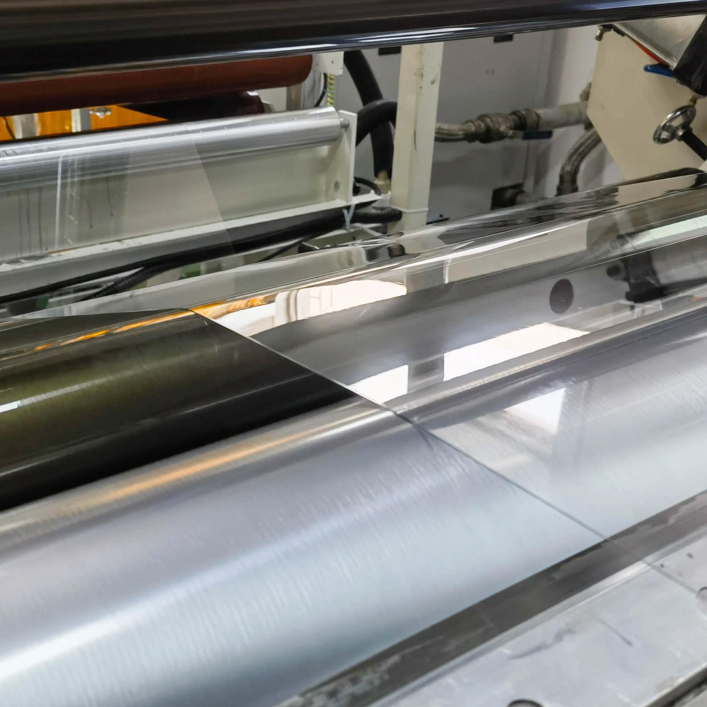 PET roll manufacturing and quality control